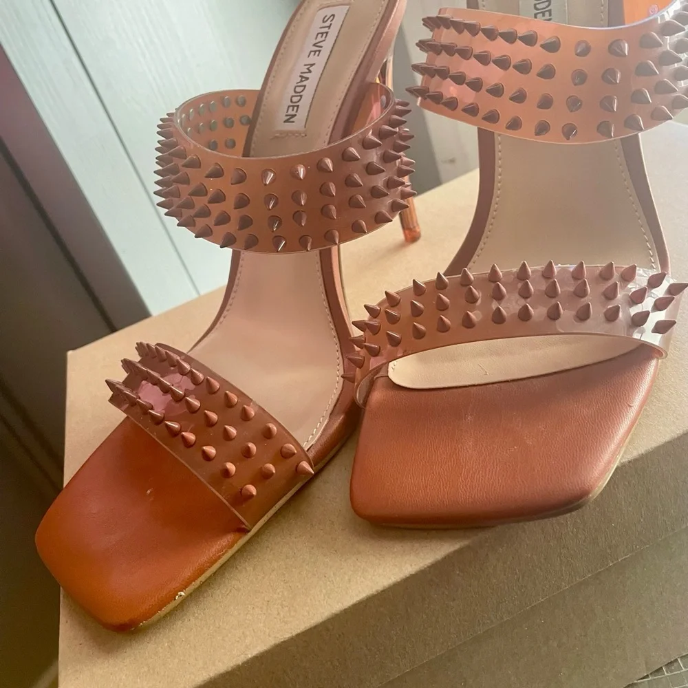 Steve Madden Lunna Spiked Brown Heels - Picture 2 of 8